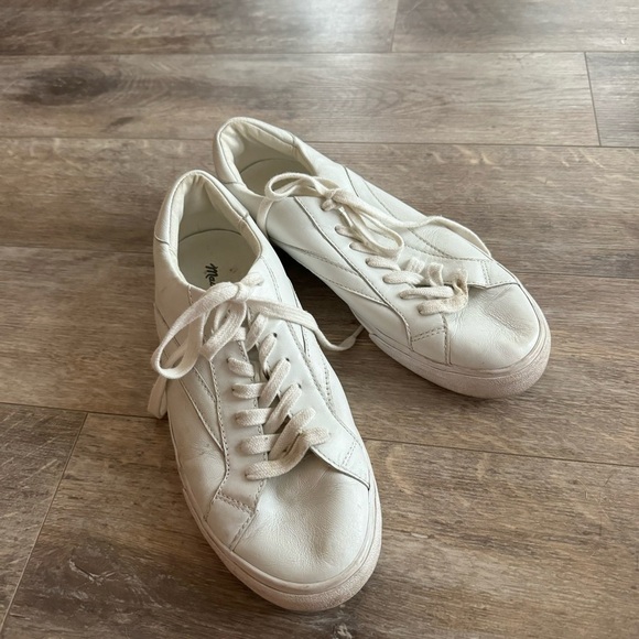 Madewell Unisex Leather Sidewalk Low-Top Sneakers - color: Pale Parchment - Picture 5 of 11